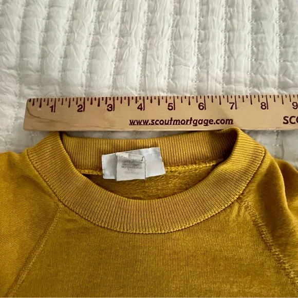 Vintage Women’s Sweatshirt Size S/M Mustard Yellow Crew Neck Retro Gym Casual - Picture 7 of 9